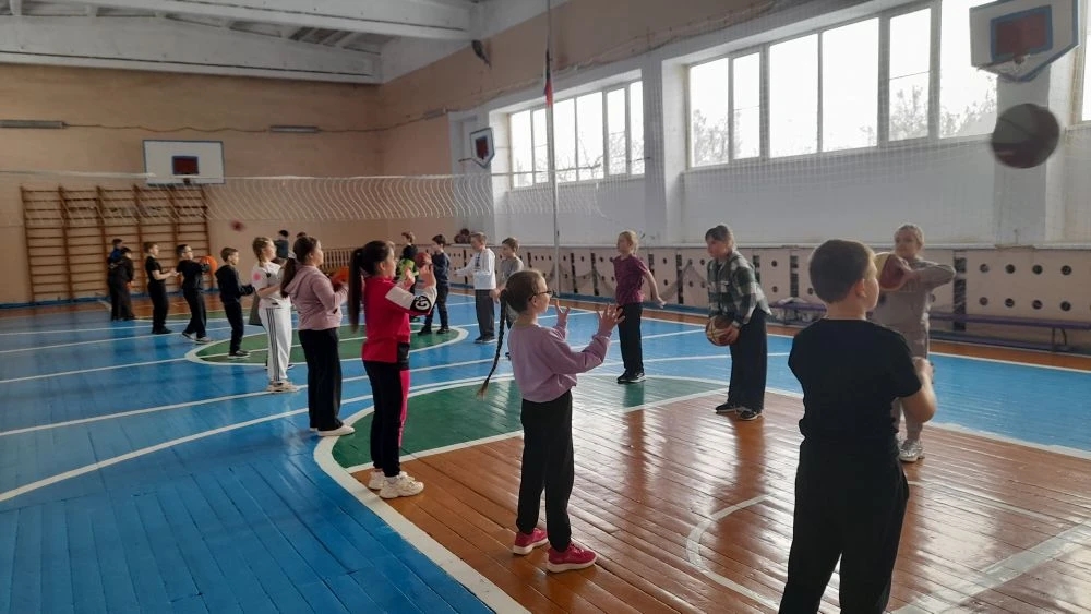 &amp;quot;Подвижные игры с приемами баскетбола&amp;quot;.