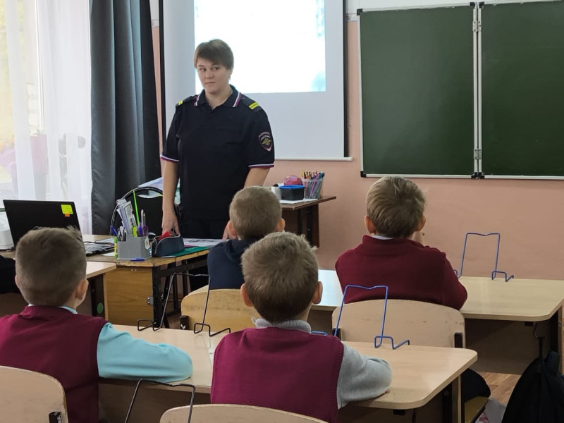 Изучение профессий через профессии своих родителей.